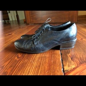 Frye Carson oxfords